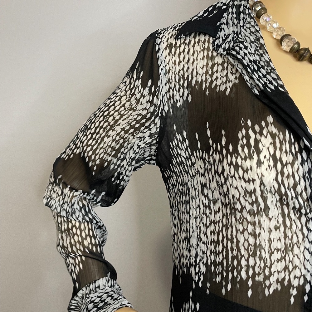 Super Chic Abstract Snake Embossed Patterned Blac… - image 3